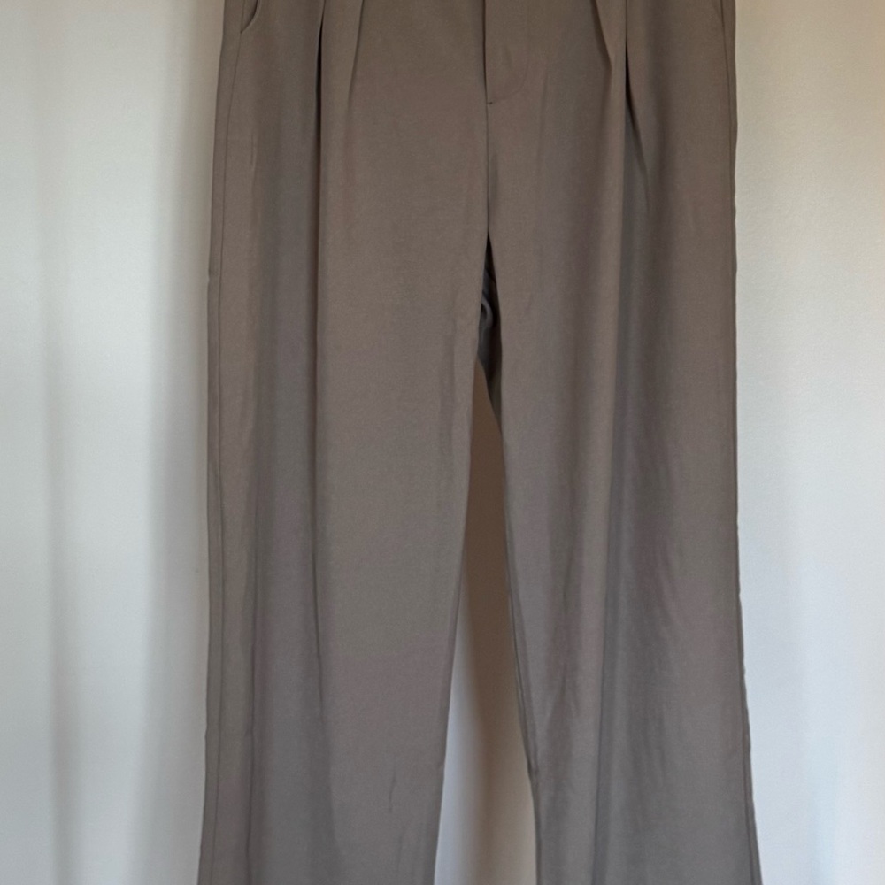 LA HEARTS NWT women’s Stylish Tan Trousers